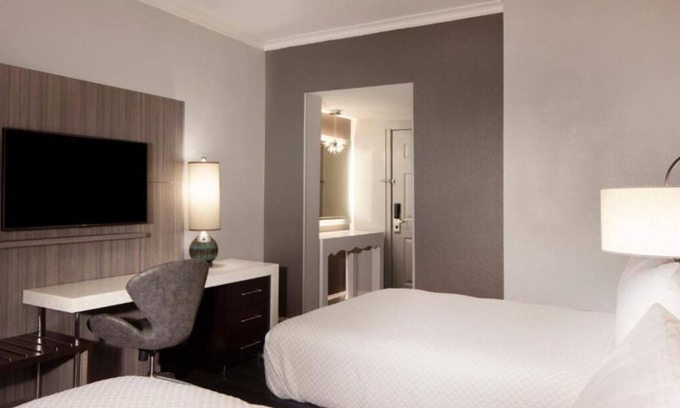 Midtown Hotel | Welcoming Room with Cozy Design & Comfort, Ideal for Relaxing Evenings, 2 Units