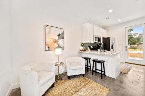 Lafayette House | Welcoming Town Home Brand New Construction