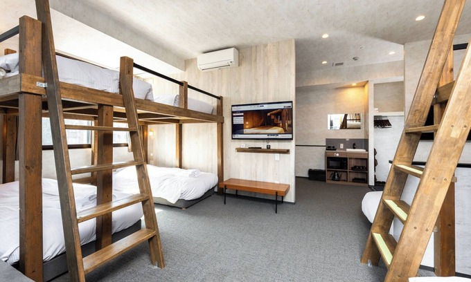 Motomatchi Hotel | Well Stay Namba 9 person room/Osaka Ōsaka