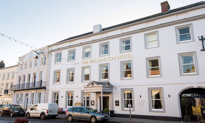 Brecon Hotel | Wellington