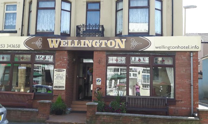 South Shore House | Wellington Hotel