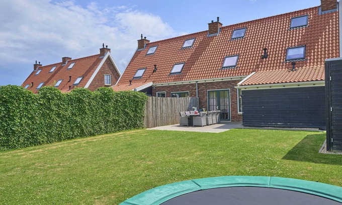 Colijnsplaat House | Wellness villa with sauna, garden and sea nearby