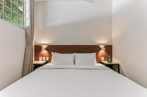 Downtown Queretaro Apartment | Wenceslao By Homirent