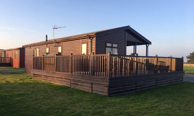 Padstow Ski Chalet | Wendy Lodge Holiday Home