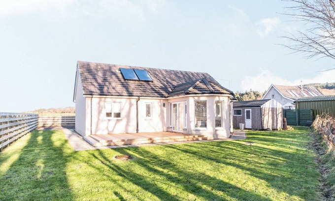 Tayinloan Cottage | West Burnside Beach Cottage