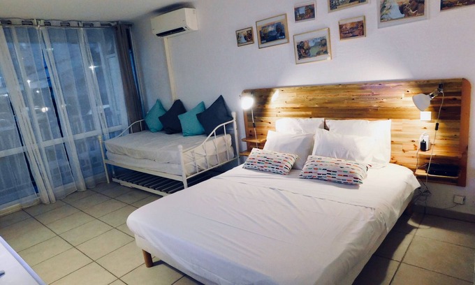 Pointe de la verdure Apartment | West-indies studio with direct access to the beach