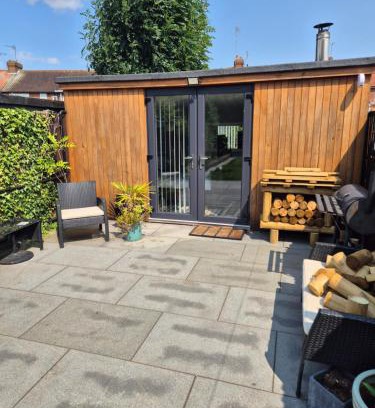 Hatfield Apartment | West Lodge