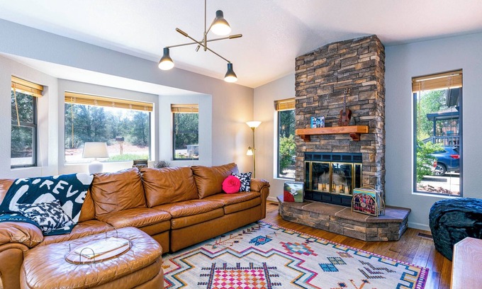 West Sedona House | West Sedona Remodeled Retreat with Turntable & Vinyl - Close to Trails, Shopping