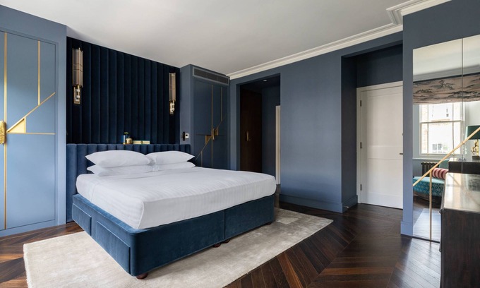 Westbourne Green Apartment | Westbourne Park Road XVI by onefinestay