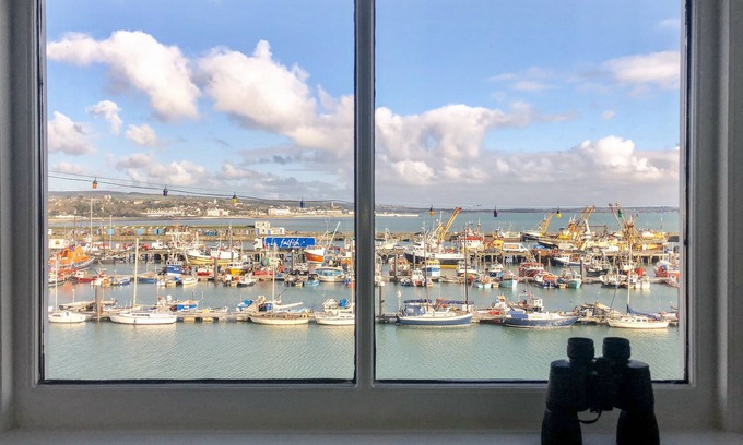 Newlyn Cottage | WESTCLIFF, pet friendly, character holiday cottage in Newlyn