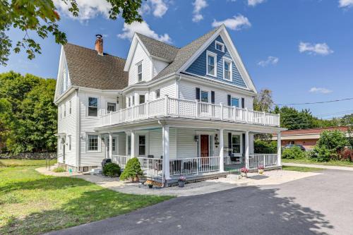 Westerly Apartment | Westerly Apt Steps From Downtown and Beaches Nearby