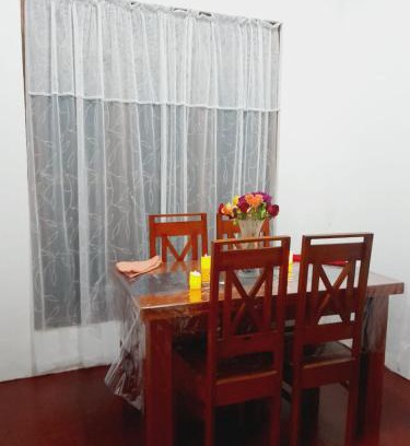 Gomagoda House | Western House