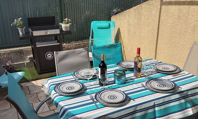 Le Grau-dʼAgde House | What if your happiness is 1 minute from the beach?
