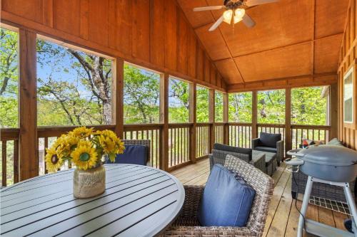 Reeds Spring House | Whiskey Rock Lodge