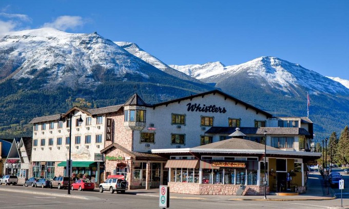 Jasper Hotel | Whistler's Inn