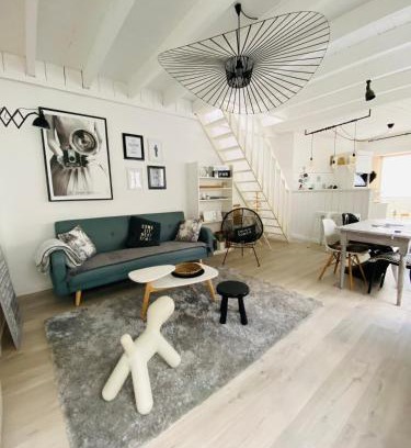 Locquirec House | White and Sea Lodge