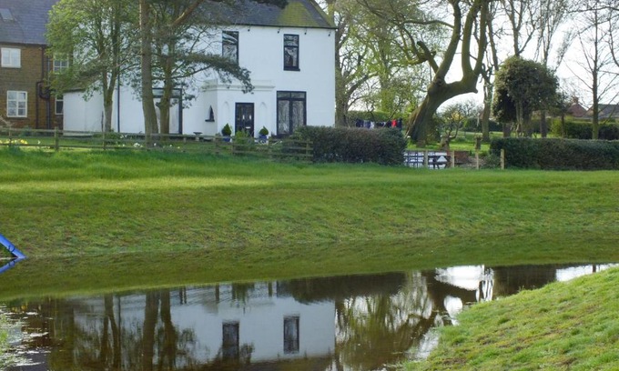 East Haddon House | White House Farm Cottages