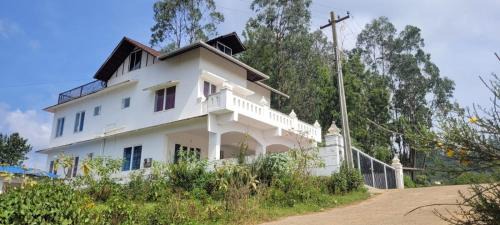 Ooty Bed & Breakfast | White House Melkavatty ooty