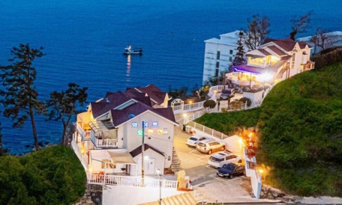 Geoje Condo | White O Pension