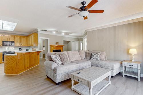 Ellijay Apartment | Whitepath Lodge & Resort #3