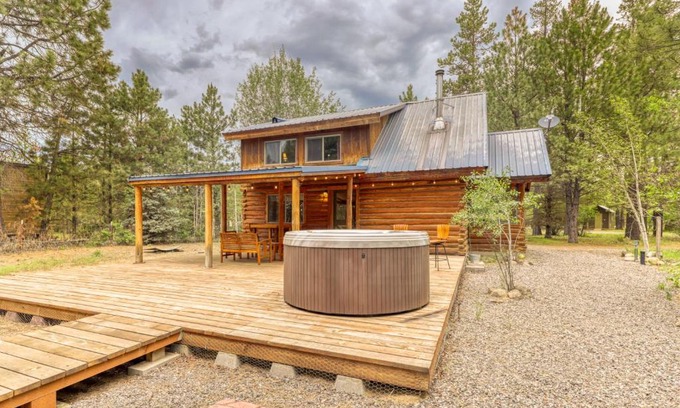 Three Rivers House | Whittier Cabin
