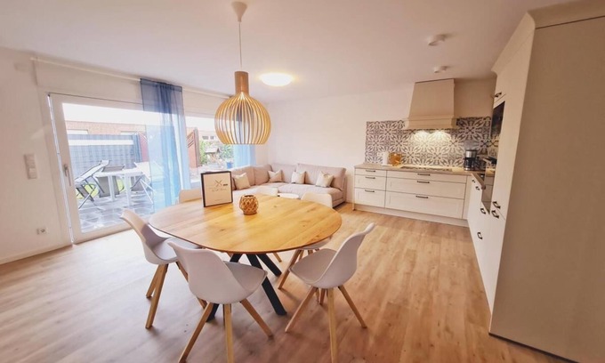 Norddeich House | Wild Breeze 2 Top level in top location with sauna