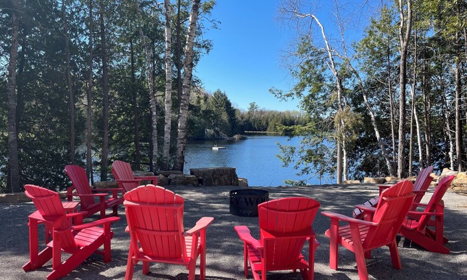 Minden Hills Cottage | WILEY WOODS COTTAGE