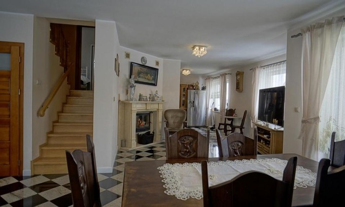 Rajgrod Villa | Willa Raj - Apartamenty nad jeziorem KA-BOATS