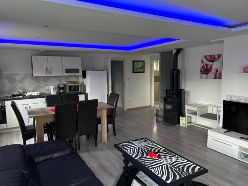 Niederschaeffolsheim Villa | Willa willi