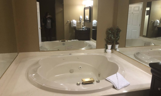 Williamsburg Resort | Williamsburg Plantation