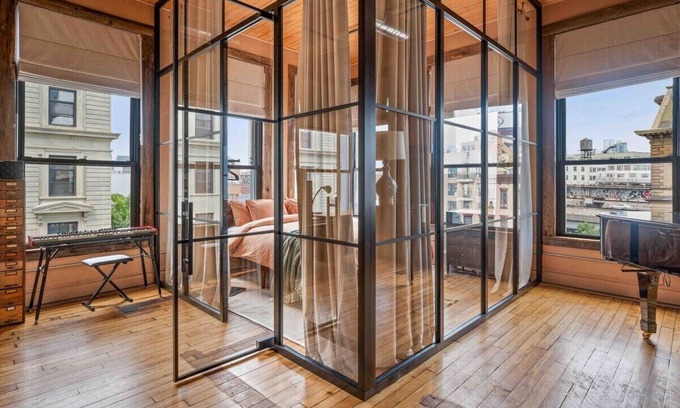 Williamsburg Apartment | Willow Loft by Rove Travel | 2BR Open Loft