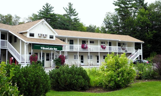 Dryden Hotel | Wilson Lake Inn