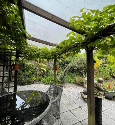 Chysauster House | Windman Cottage - your tranquil home from home with beautiful garden