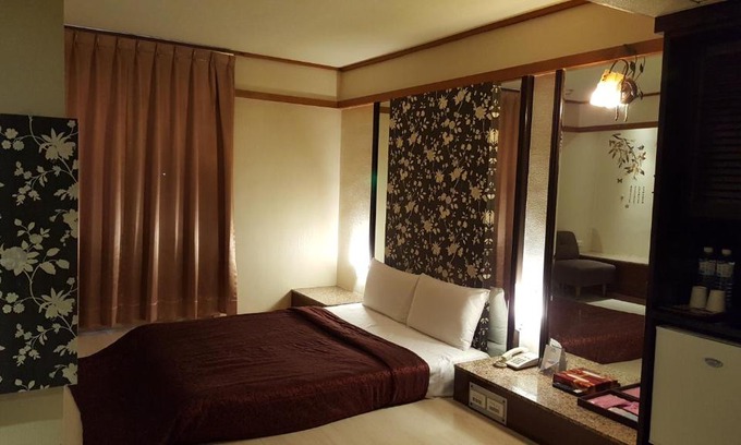 Sanmin Hotel | Windmill Fashion Hotel