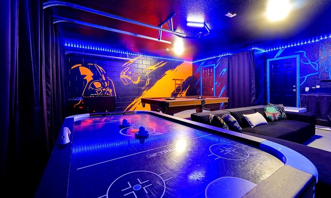 Windsor Hills House | Windsor Hills Family Paradise