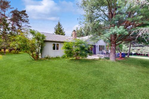 Bradford House | Wine and Roses Estate