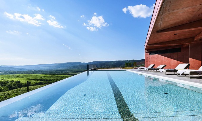 Motovun Hotel | Winery & Design hotel ROXANICH