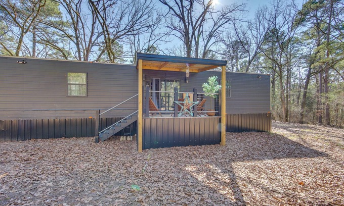 Winnsboro House | Winnsboro Tiny House w/Trails, Yard Games & More!