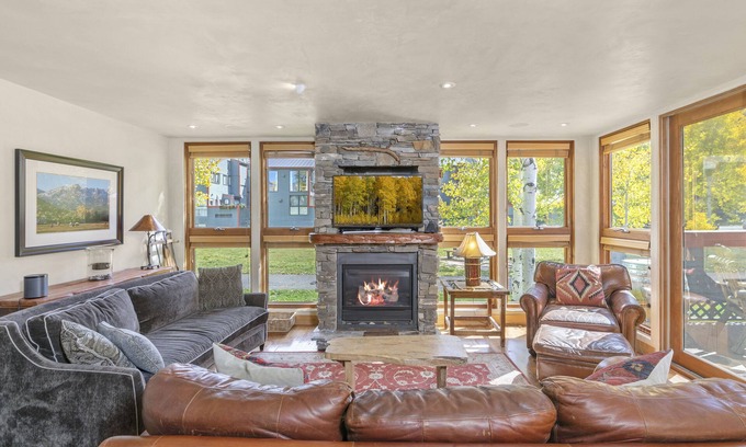 Telluride Condo | Winter is coming! Book now