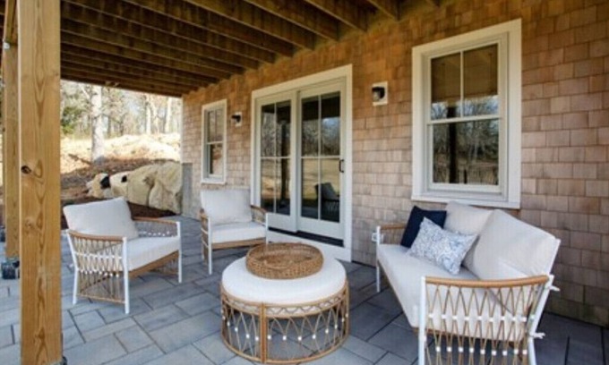 Barnstable House | WINTER SEASON DISCOUNT: Luxury Villa with Pool. Walk to Village and Beach!