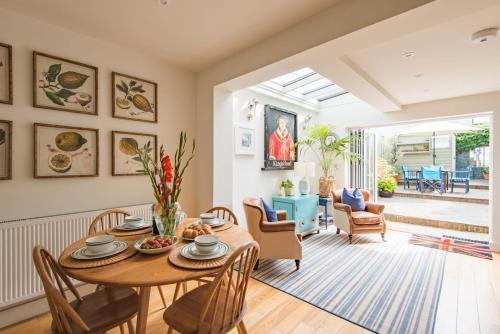 Deal House | Wisteria Cottage by Keepers Cottages