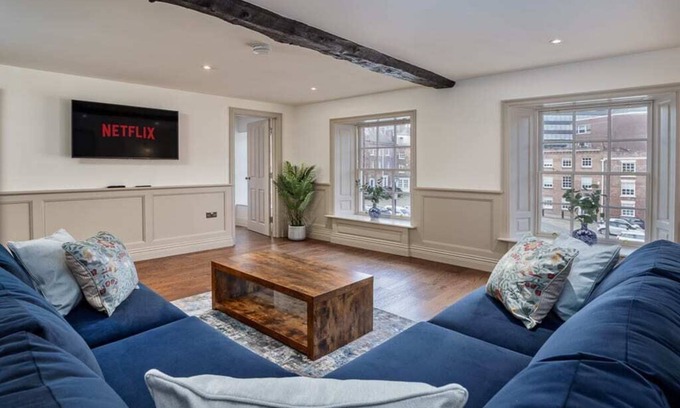 Sheffield City Centre Apartment | With Parking -Historic-Charm,City Centre-Modern Comfort