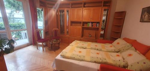 Oberdobling House | Wolfs Balkonruhe, geräumig S-Bahn Krottenbach