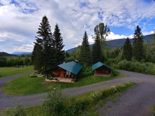 Clearwater Bed & Breakfast | Wolfwood Guest Ranch