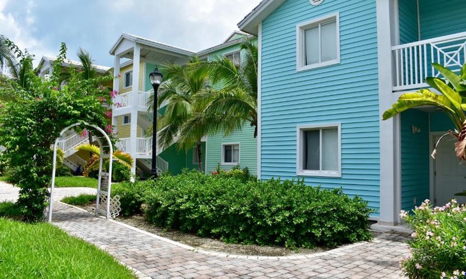 Alice Town Apartment | Wonderful 2/2 condo in Bimini Bay Resort