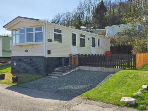 Aberystwyth Other | Wonderful 2 bedroom mobile home
