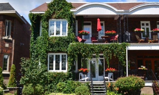 Verdun Apartment | Wonderful! facing the river and park! wow!