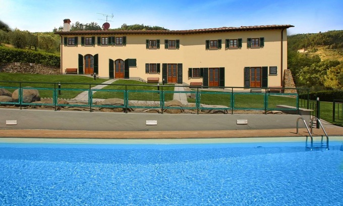 Massa e Cozzile Villa | Wonderful private villa with A/C, WIFI, private pool, TV, patio, pets allowed and panoramic view