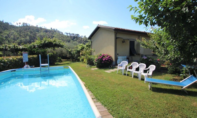 San Bernardino House | Wonderful private villa for 6 people with A/C, private pool, WIFI, TV, patio and pets allowed