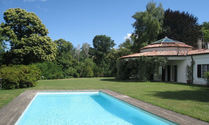 Dormelletto Villa | Wonderful private villa for 12 people with private pool, WIFI, TV and patio